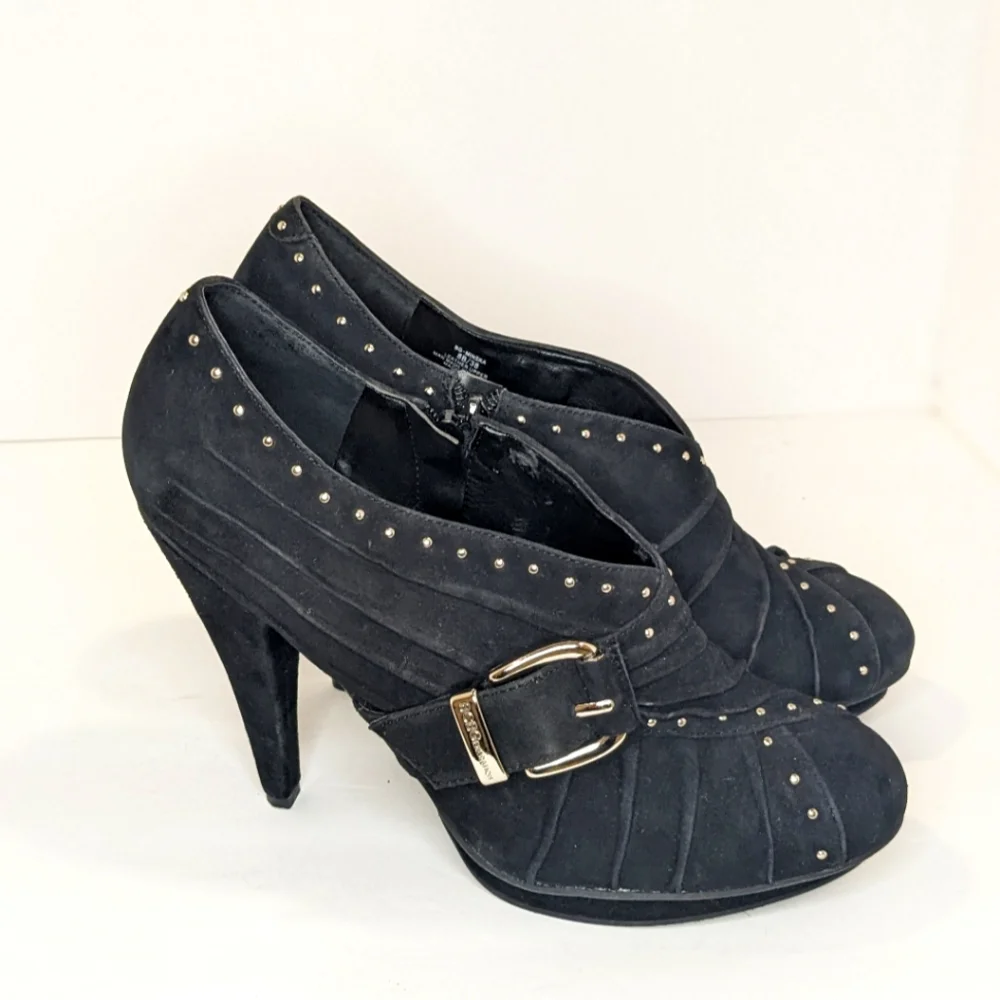 Bcbgeneration suede ankle boots